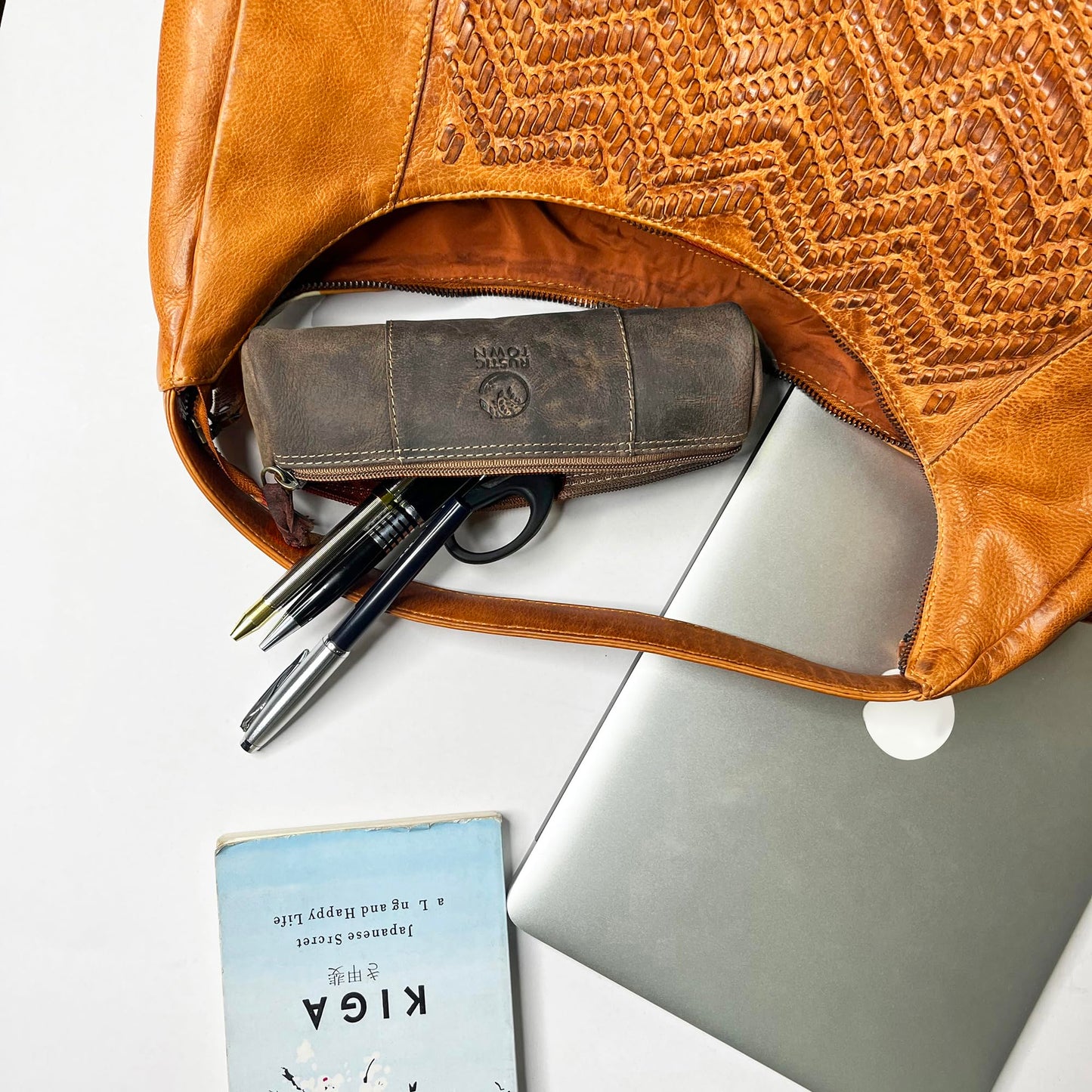 Leather Pencil Case - Full Grain Leather Zippered Pen Pouch - Stationery Bag Pen Holder for Work & Office, Walnut, M, Professional Pencil Case