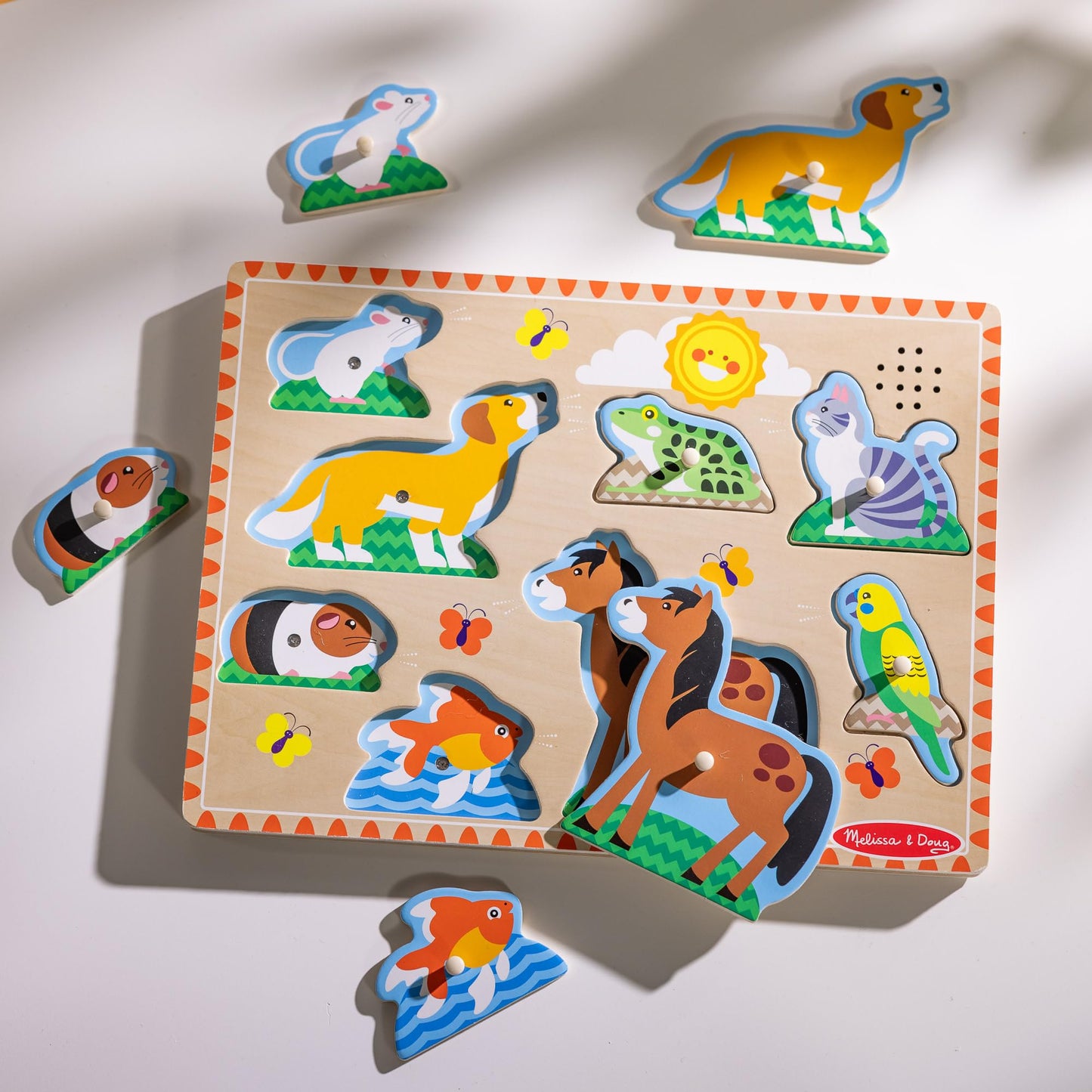 Melissa & Doug Zoo Pet Animals Sound Puzzle – 8-Piece Wooden Peg Puzzle with Light-Activated Sounds, Music Learning Toy for Toddlers and Preschoolers Ages 2+