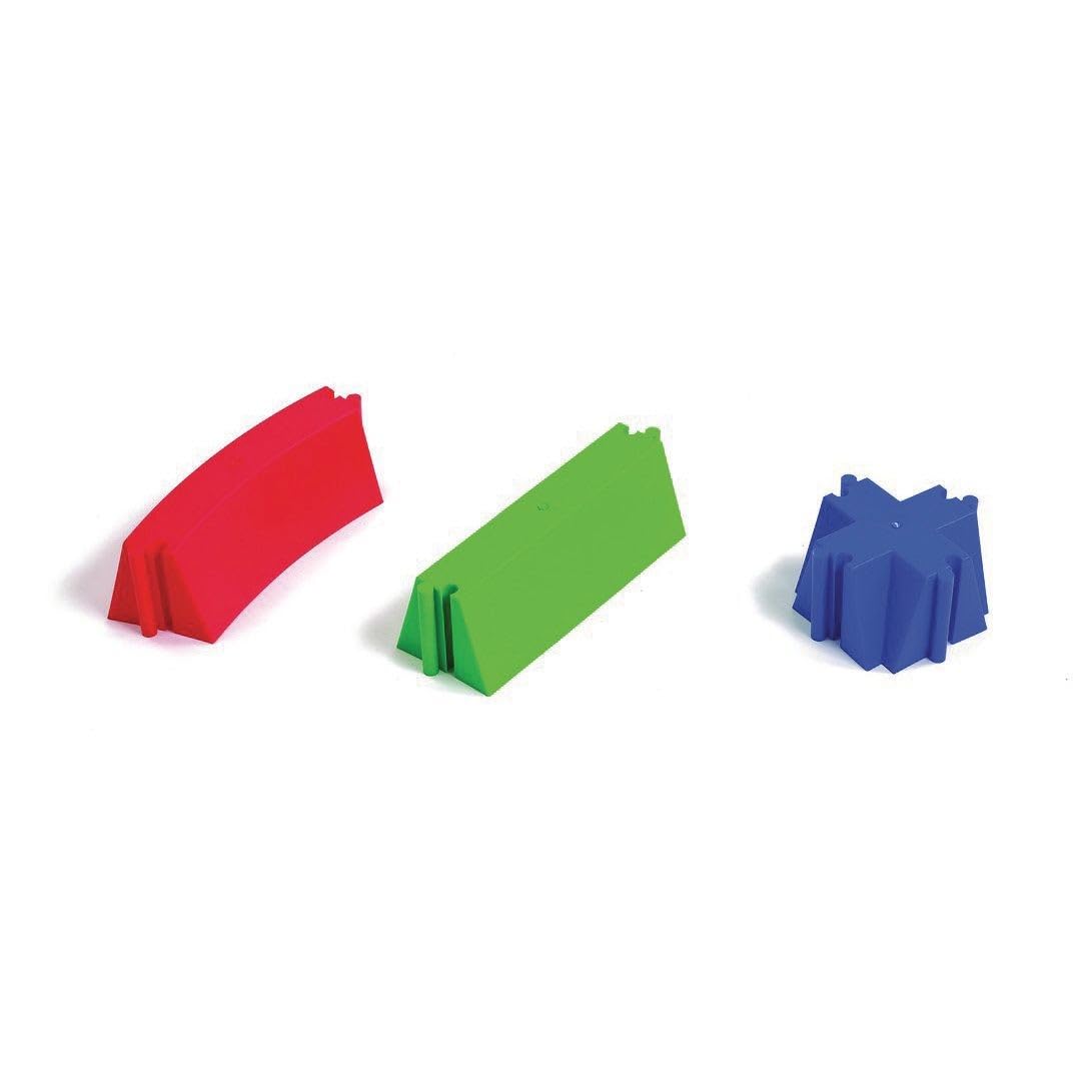 S&S Worldwide Figure 8 Balance Beam Set – 27-Piece Interlocking Balance Course for Kids. Durable 4" High Plastic Balance Blocks Assemble into a Figure-8 Design Over 10 Feet Long and 4 Feet Wide. Encourages Balance, Coordination, Motor Skills, Active Play,