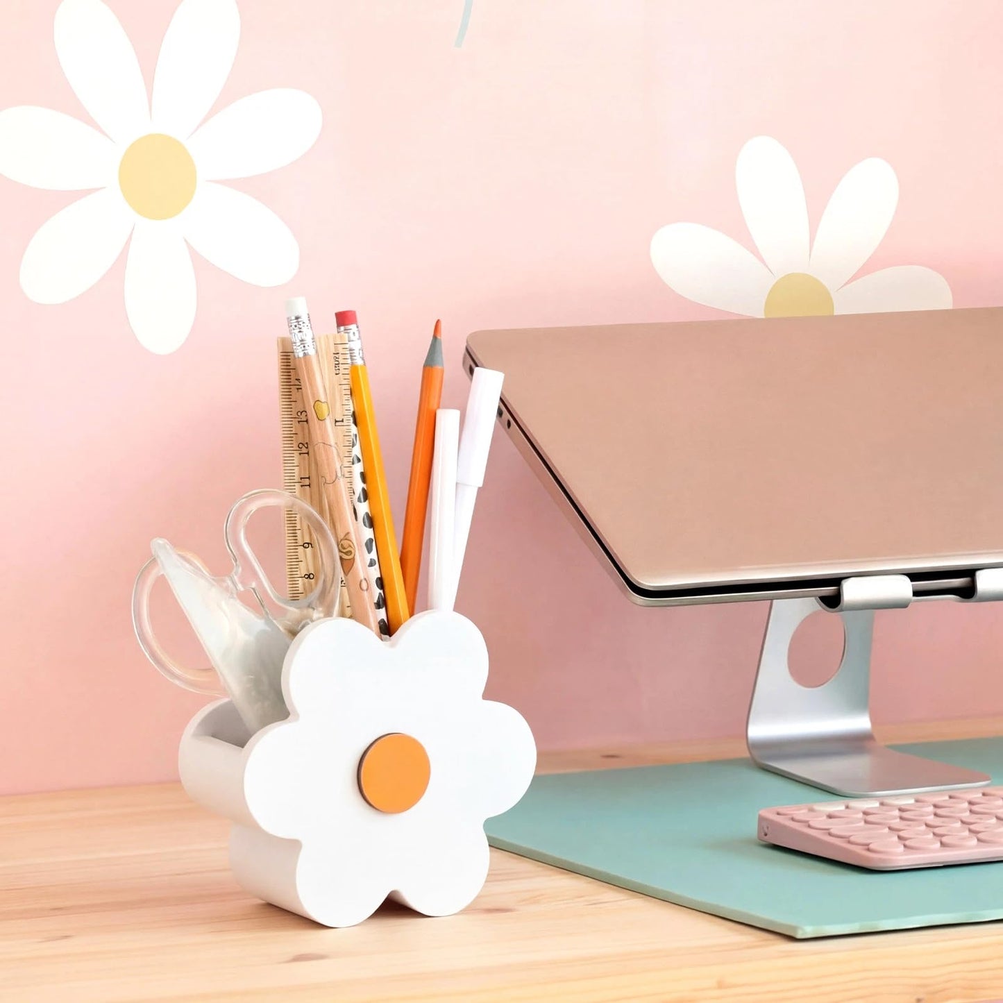Tenceur Daisy Flower Pen Holder Cute Daisy Large Capacity Pencil Holder White Office Decor Pencil Cup Pot Desk Organizer for Office Makeup Brush Holders Back to School Funny Gift for Coworkers Women