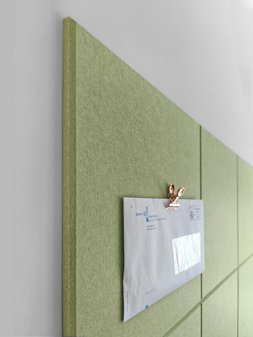 DECORITA Felt Wall Tiles | Large Cork Board Alternative | Aesthetic Felt Bulletin Board for Office, Home & Classroom | Large Cork Boards for Walls Pinboard (12-Pack) | Spring Green