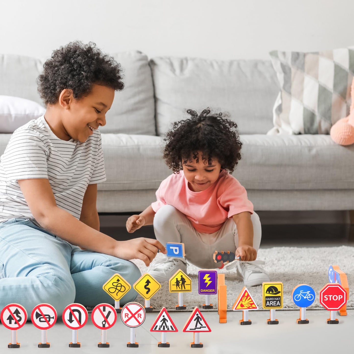Blosssound Wooden Toys Set for Preschool Classroom - Multicultural Career People Blocks Educational Wooden Play for Kids Learning Toys Play Games Activity Supplies(32 Pcs,Traffic Signals)