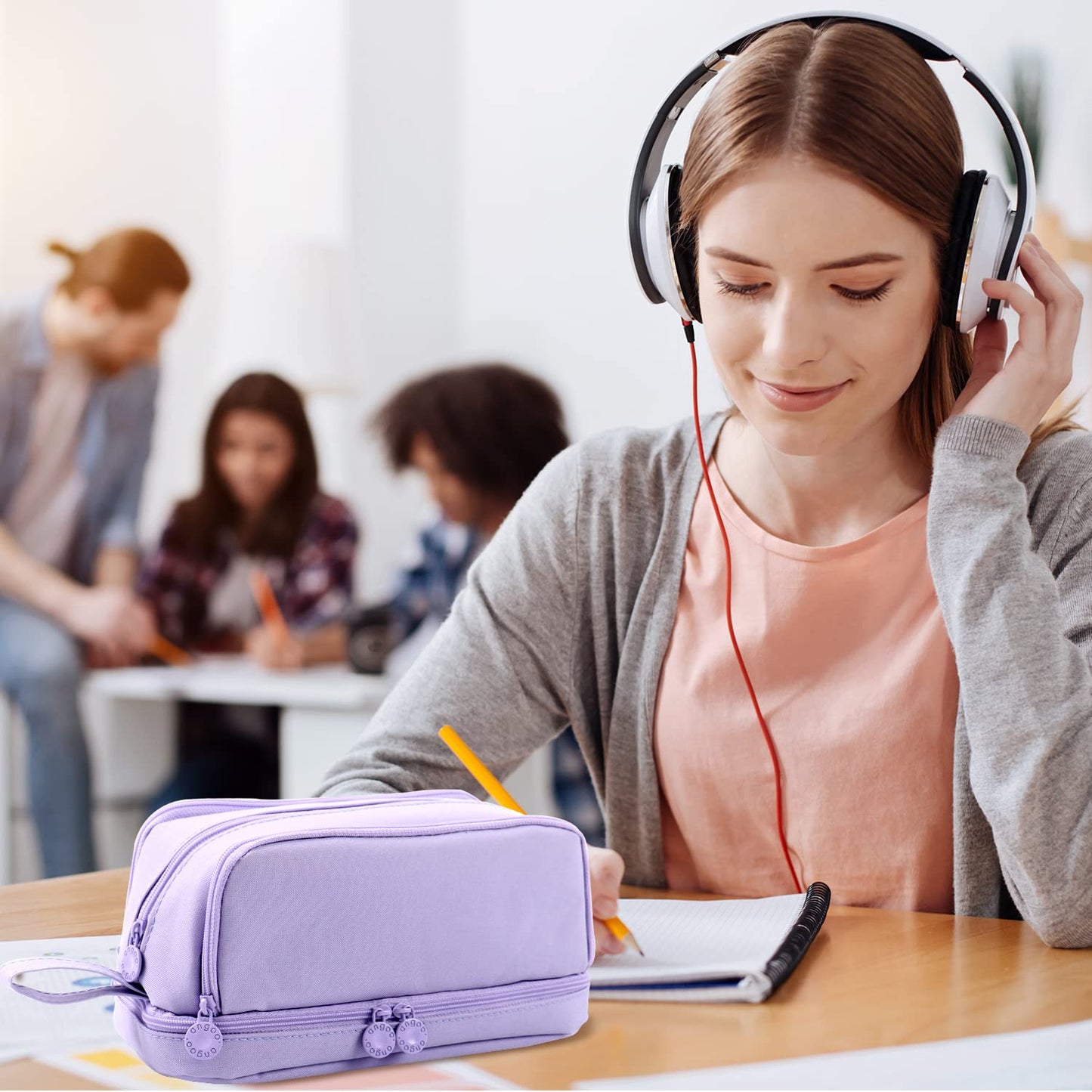MAMUNU Large Capacity Pencil Case 4 Compartments, Pencil Pouch Bag with Zipper Portable Handle, Pen Case Bag Stationery Organizer for Office College School Adults Teen Girls Boys Men Women, Purple