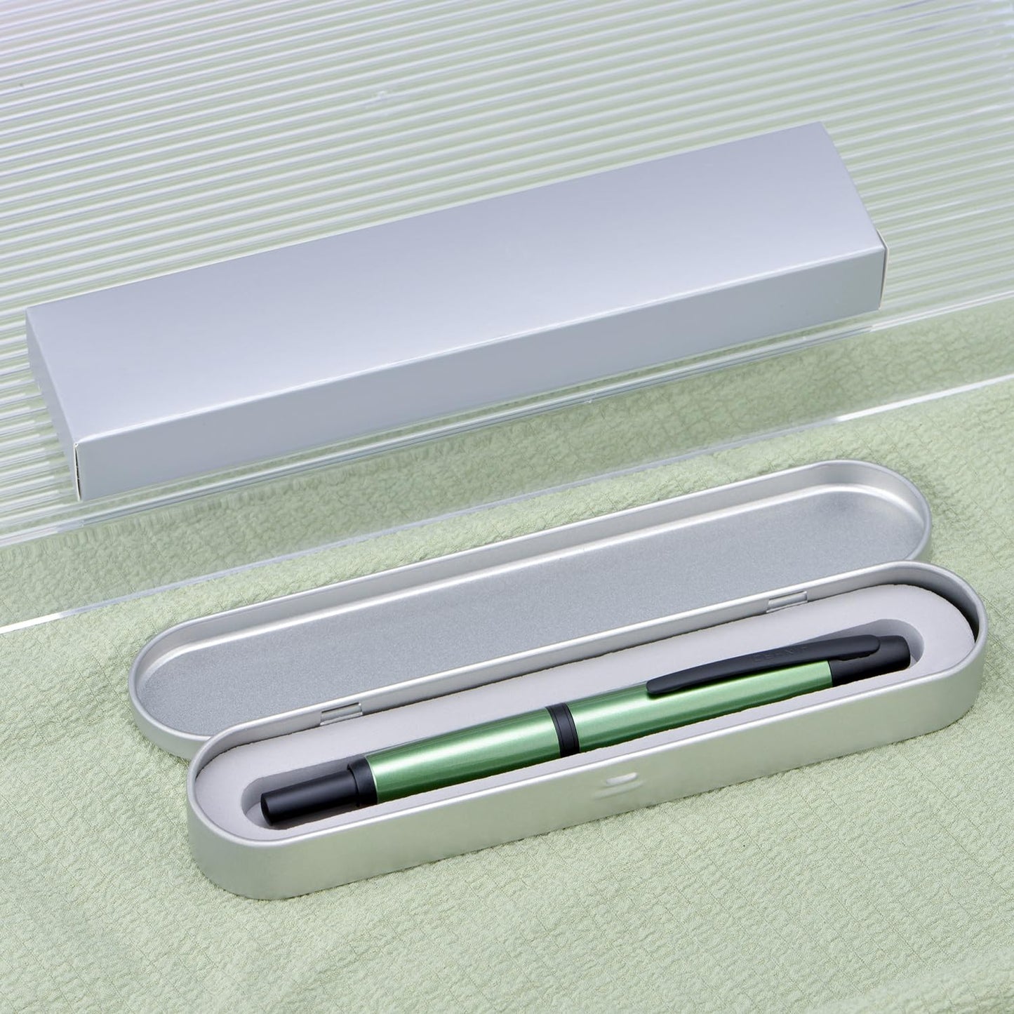 Jinhao 10 Press Fountain Pen with Box, Sea Pine Green Retractable Extra Fine Nib with Ink Converter Set (Black Clip)