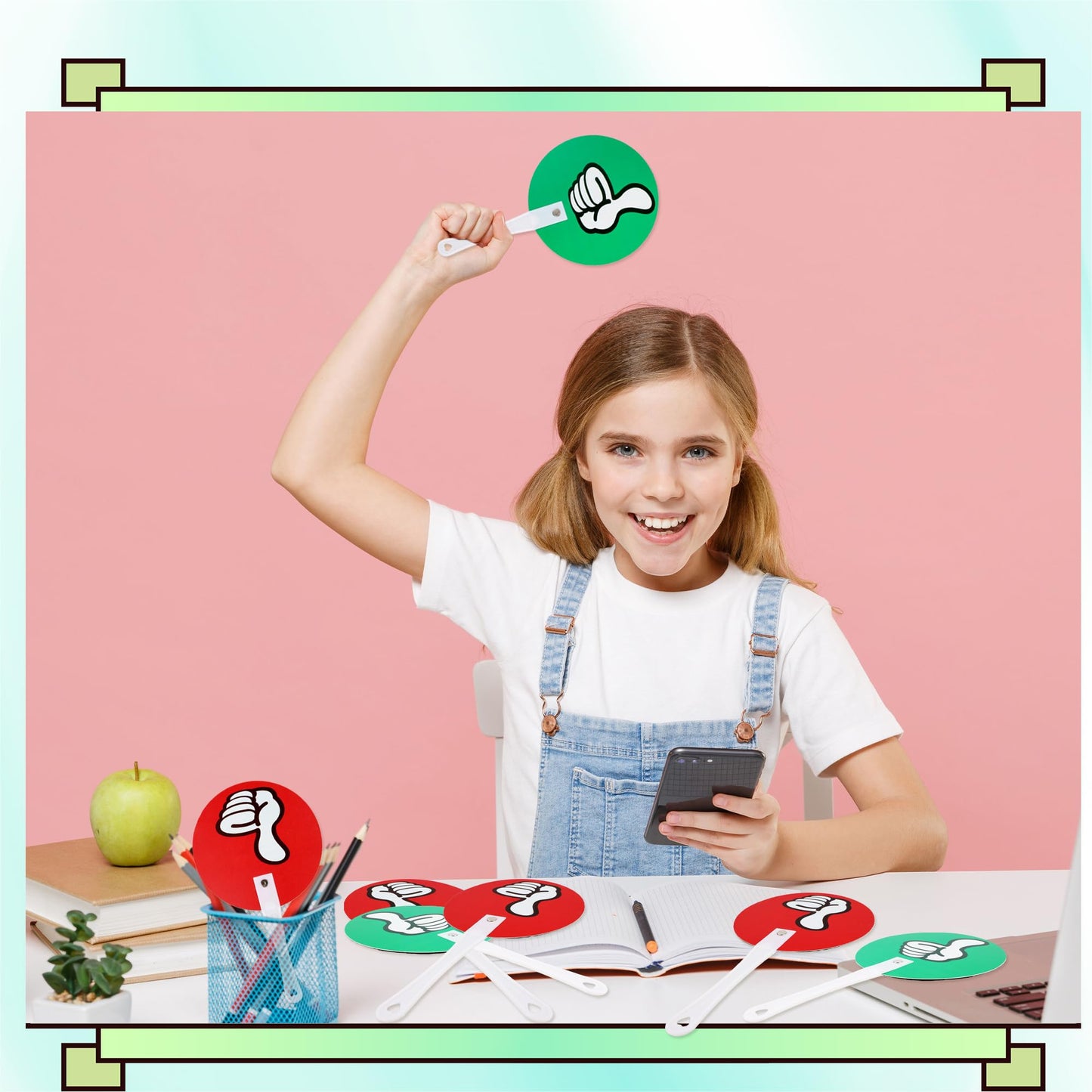 60 Pcs Thumbs up Thumbs Down Sign Voting Paddles Plastic True False Paddles Bulk Auction Green Red Yes or No Thumbs Paddles for Teacher Student Interaction Classroom Event Supplies