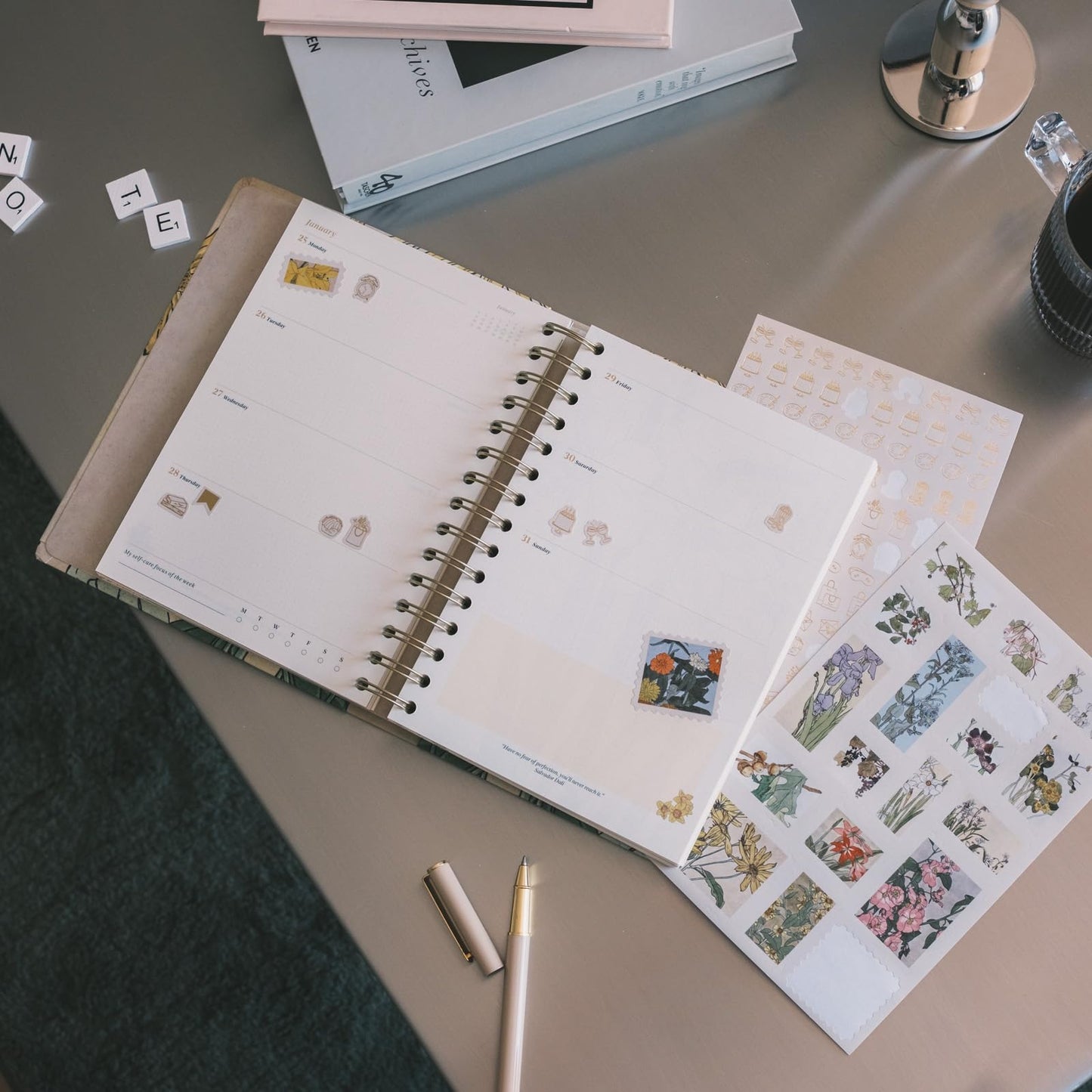 KOKONOTE Planner 2026-2027 Hannah Borger - Planner for Women 17 Month (Aug 26/ Dec 27) | Weekly & Monthly Academic Planner 2026-2027 | 6.4" x 7.9" | Hardcover Agenda 2026 | Thick paper 120 g/m²