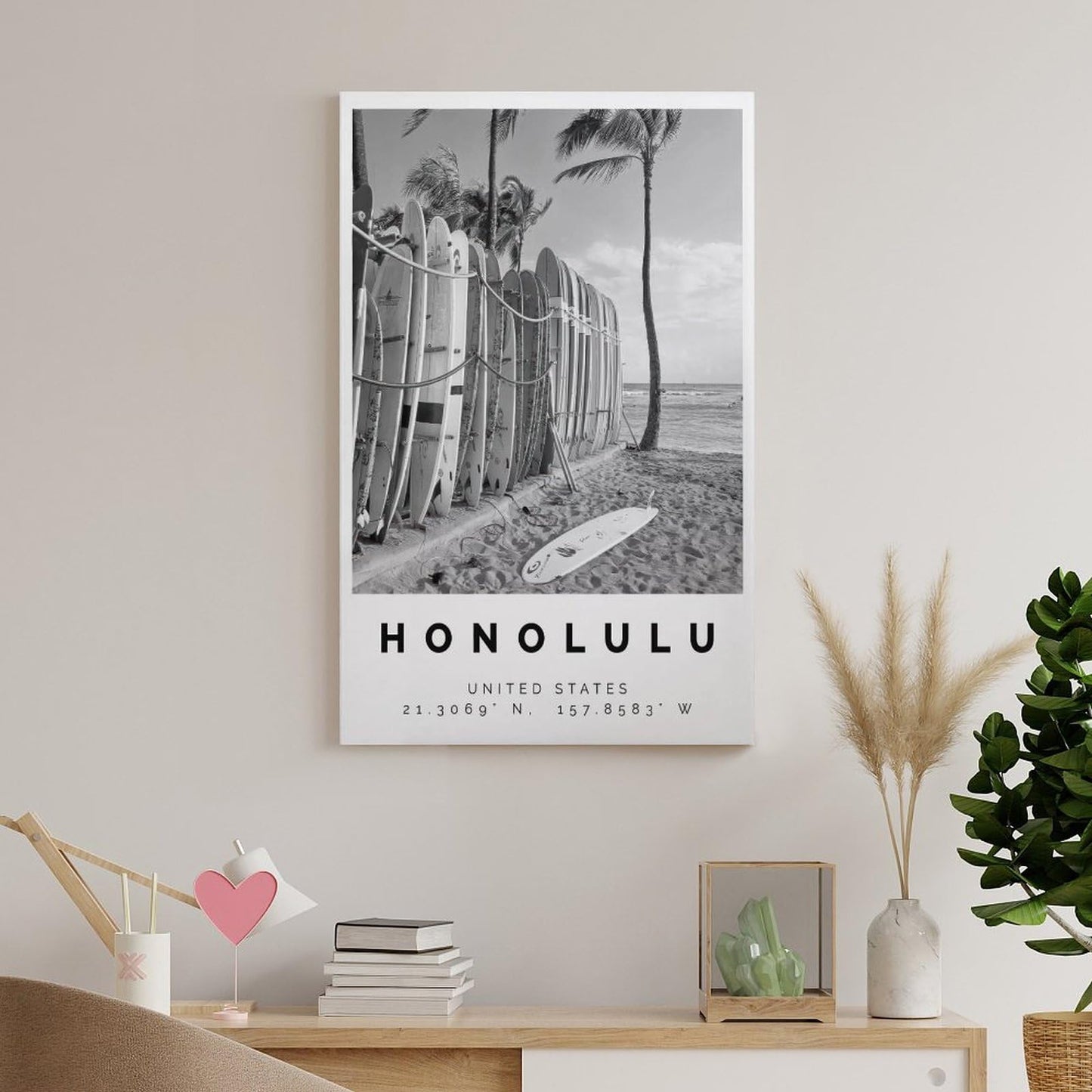 Honolulu Poster Black And White Featuring Surfboards, Palm Trees & Ocean View Canvas Wall Art Aesthetic Decorative Painting Living Room Restaurants, Pool Halls And Hotelsstyle 12x18inch(30x45cm)