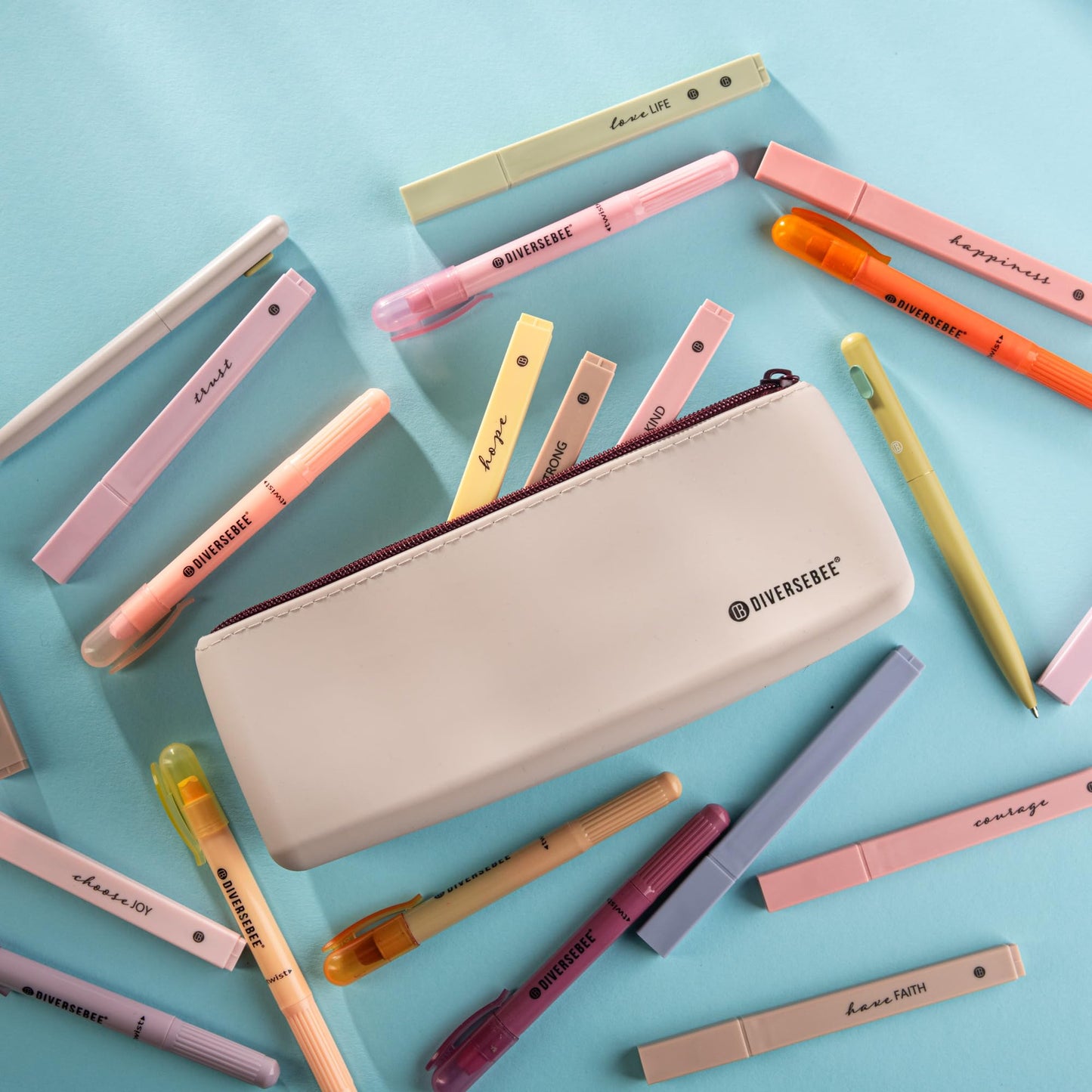 DIVERSEBEE Soft Silicone Pencil Case, Aesthetic Pencil Pouch with Zipper, Cute Pen Bag for School, Bible Journaling Supplies and Accessories, Pencil Organizer (Sand)