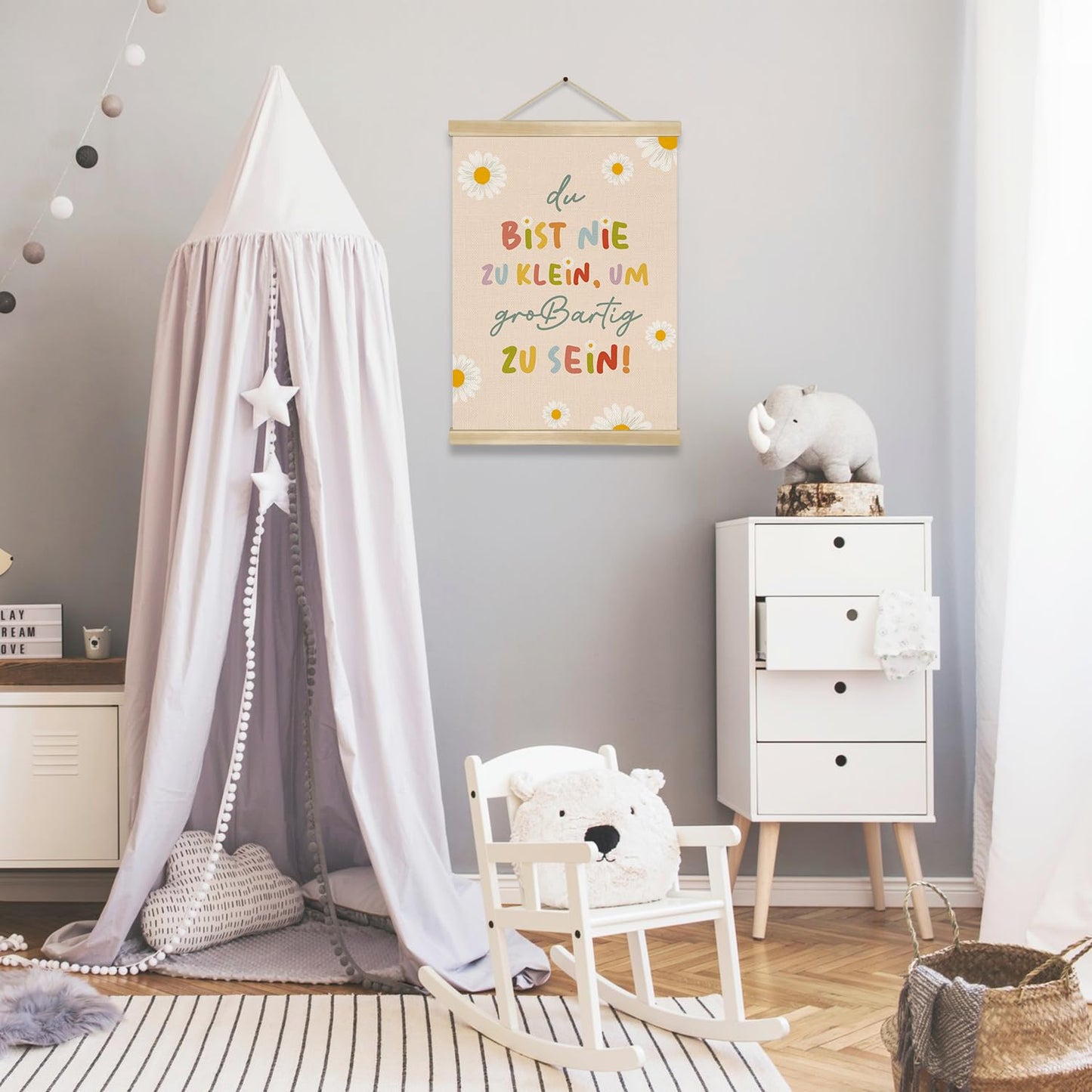 You found a duck Motivational Wall Art,German Positive Quote Linen Wall Hanging Poster,Cute Daisy Flowers Poster Decor for Nursery, Kids’ Room, Playroom, or Classroom (LYK08)