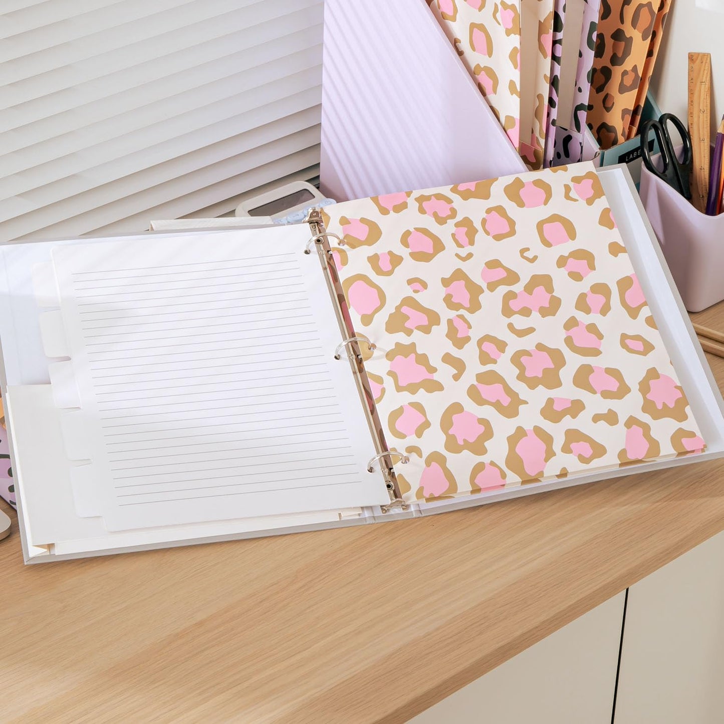 Beramon 6 Pack 2 Pocket Folders, Letter Size 3-Hole Punched Folders for 3 Ring Binders, Cute Cheetah Print School & Office File Folders