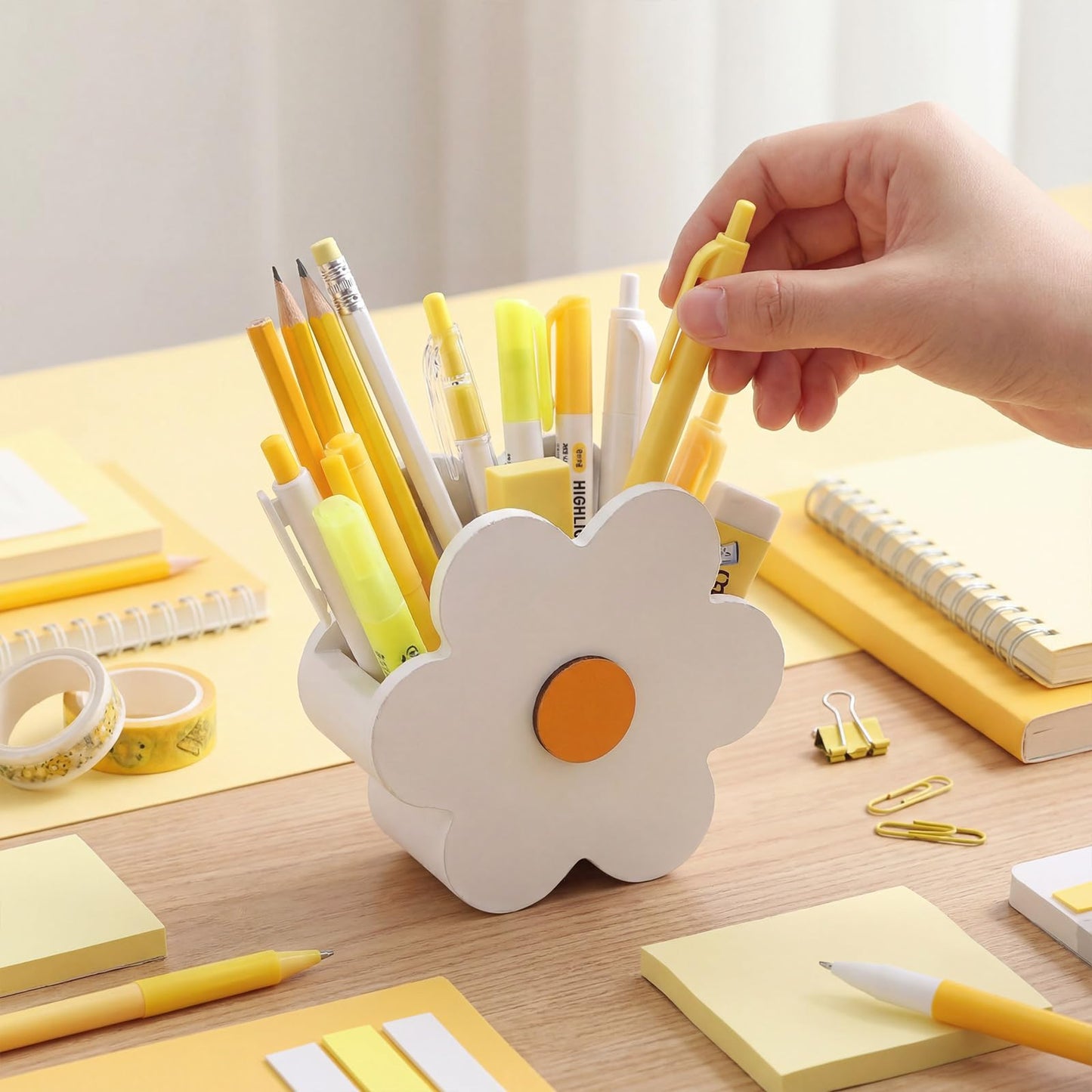Tenceur Daisy Flower Pen Holder Cute Daisy Large Capacity Pencil Holder White Office Decor Pencil Cup Pot Desk Organizer for Office Makeup Brush Holders Back to School Funny Gift for Coworkers Women