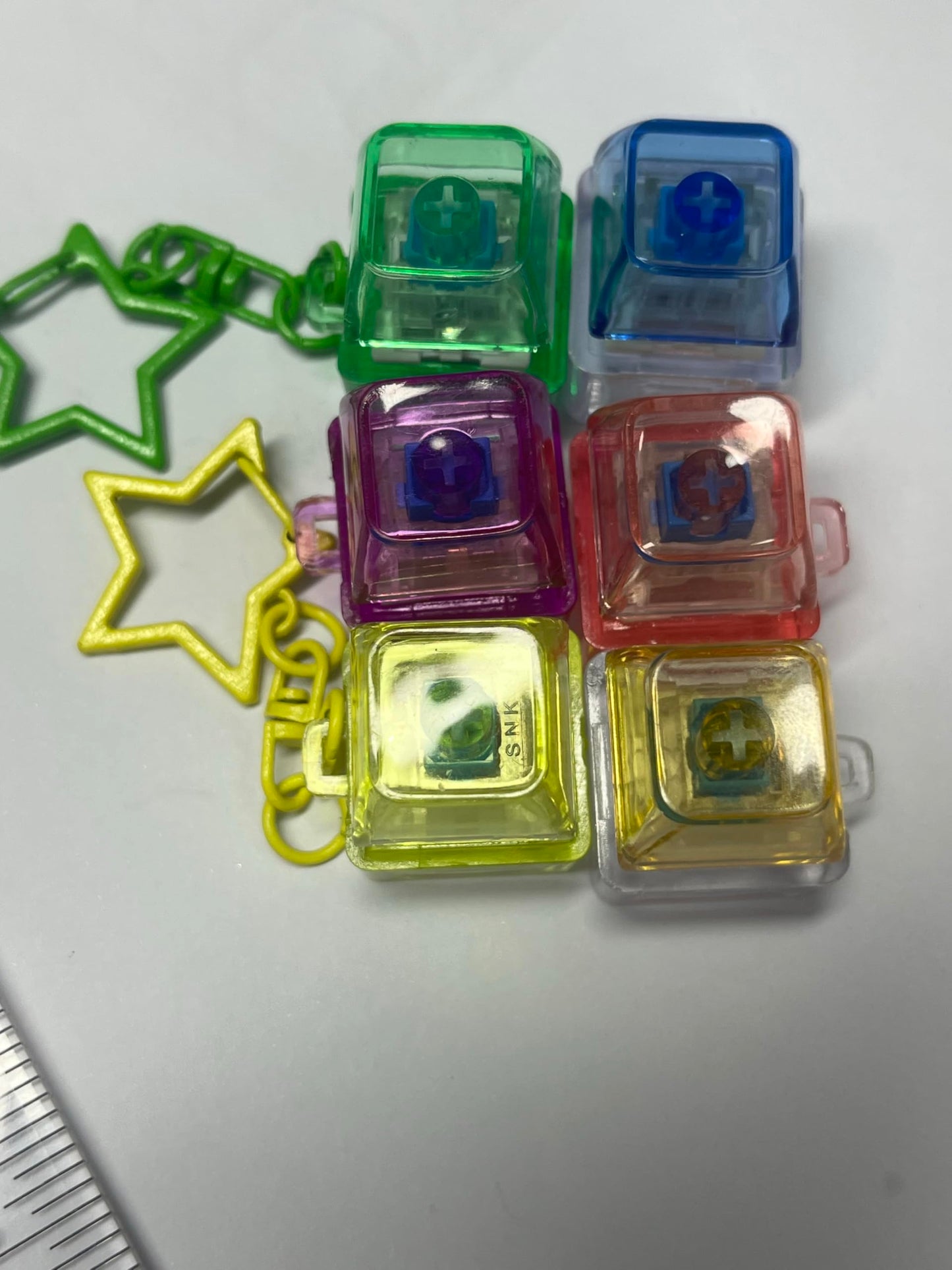 6 Pack Keyboard Fidget Toy Keyboard Fidget Keychain Keyboard Decompression Button Finger Clicker Toys, Button Stress Relief Fidget Gifts for Adult to Relief Stress