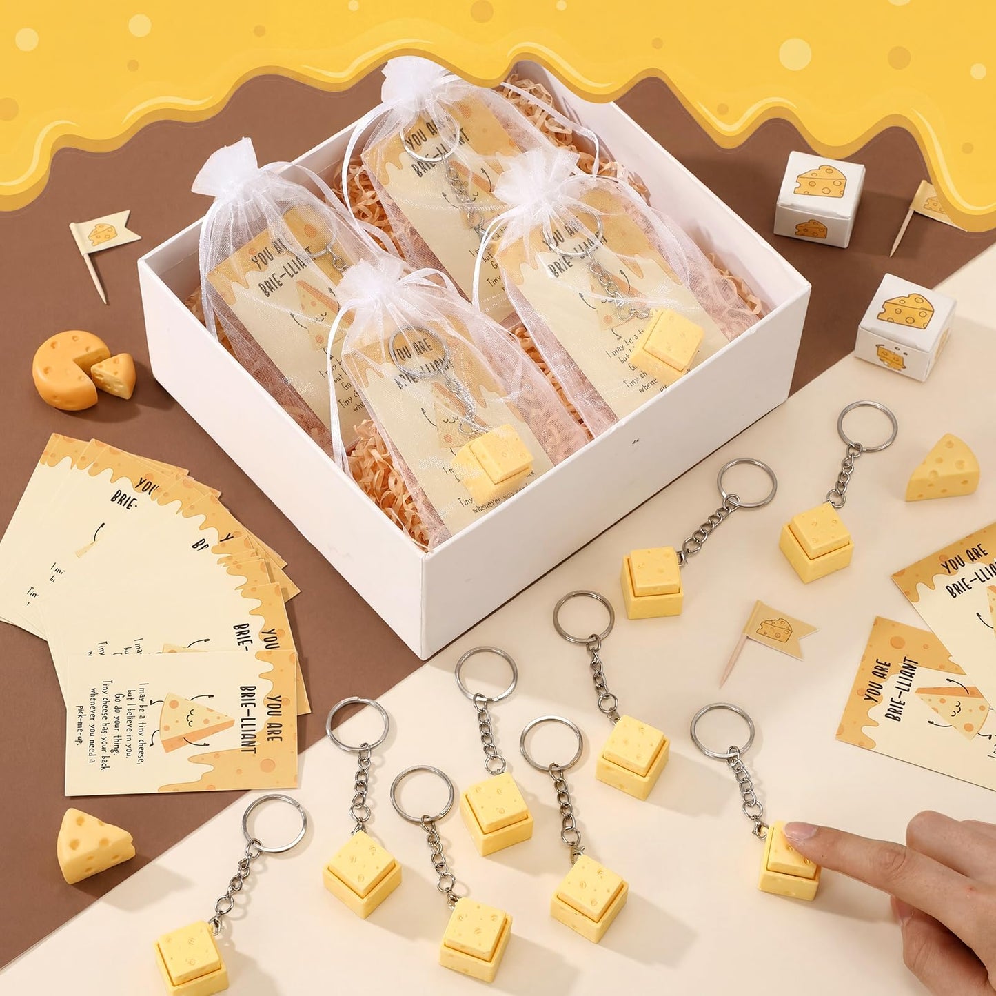Gerrii 24 Sets Cheese Clicker Fidget Keychains Bulk Graduation Gifts 3D Sensory Clicker Fidget Toys Inspirational Cheese Keychains with Cards for Teacher Student Nurse Coworker Office Staff Favors