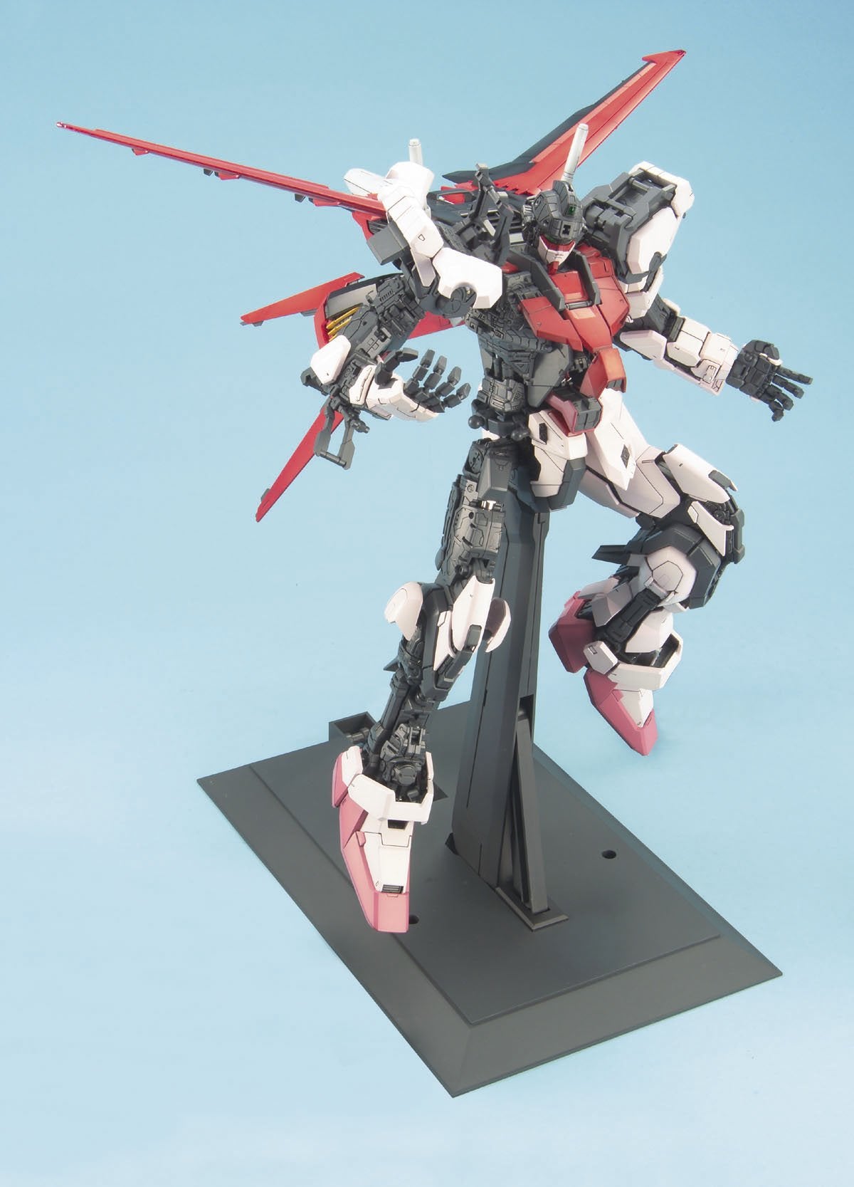 Bandai Hobby Strike Rouge + Skygrasper 1/60, Bandai Perfect Grade Action Figure