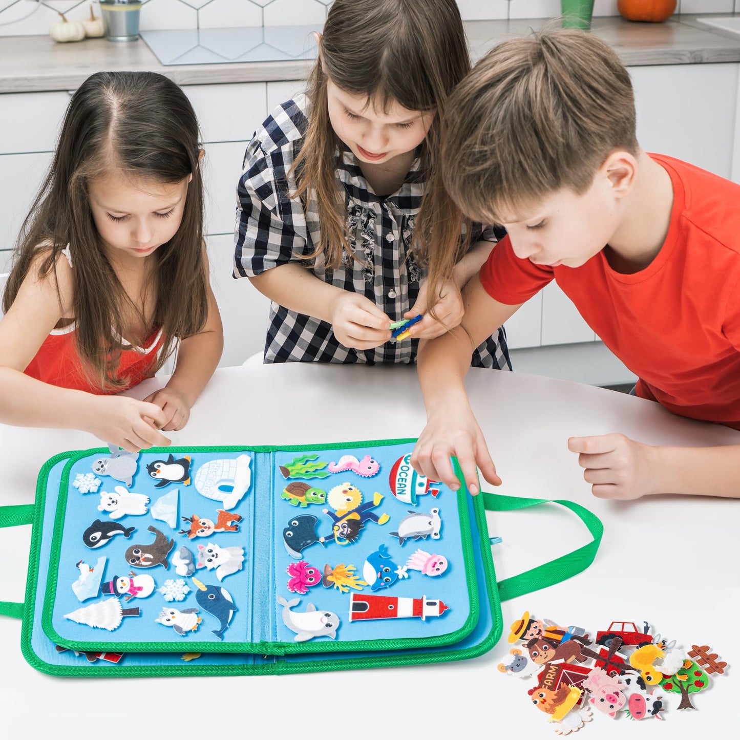 WATINC Farm Animals Felt Board Stories Set - 6 Pack Ocean Flannel Board for Kids, Portable Precut Figures Storytelling Learning Kit for Classroom School Toddlers Homeschool Activities (Animal)
