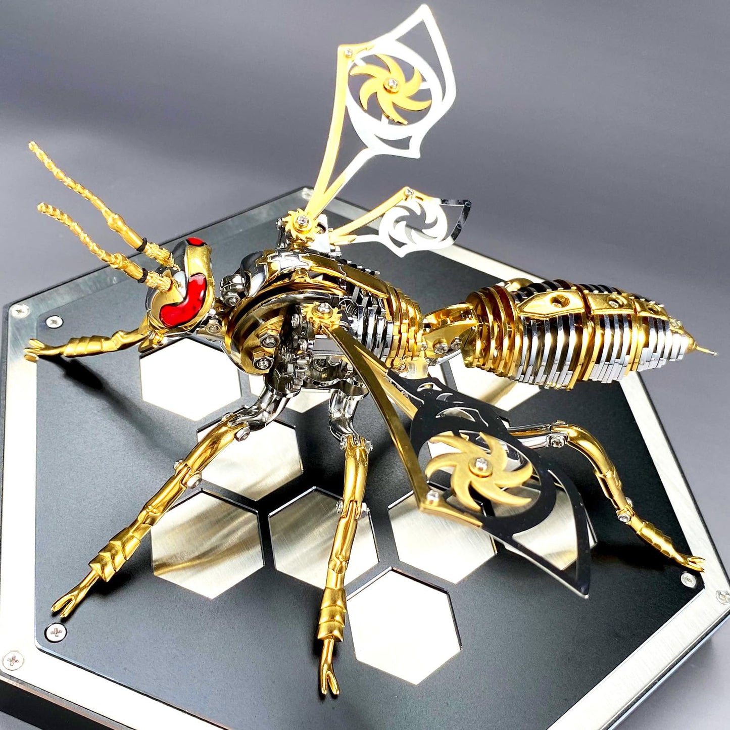 3D Metal Wasp Puzzles for Adults Model Kits Mechanical Puzzle Building Blocks, Difficult DIY Assembly for Men (Metal Wasp-Silver Golden)