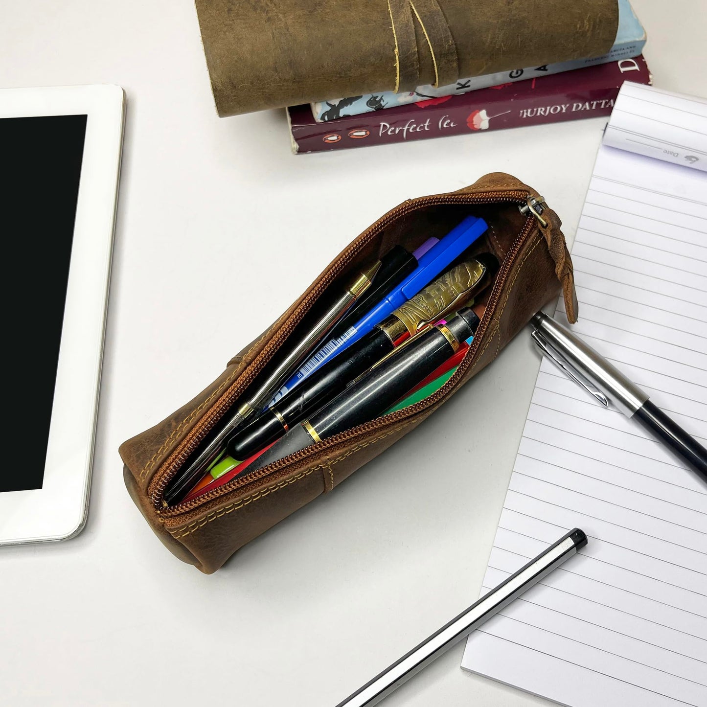Rustic Town Leather Pencil Case - Full Grain Leather Zippered Pen Pouch - Stationery Bag Pen Holder for Work & Office, Brown, M, Pc200505flr-tan