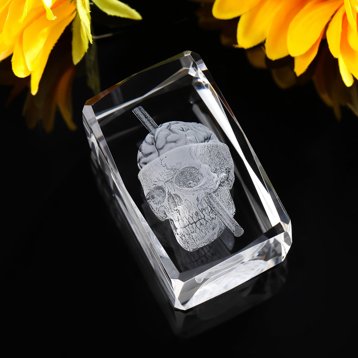 Qianwei 3D Crystal Skull Decor- Halloween Skull Light Witch Figurines Occult Medieval Goth Satanic Home Desk Glass Skull Decor Witchy Gifts Horror Lilith Statue