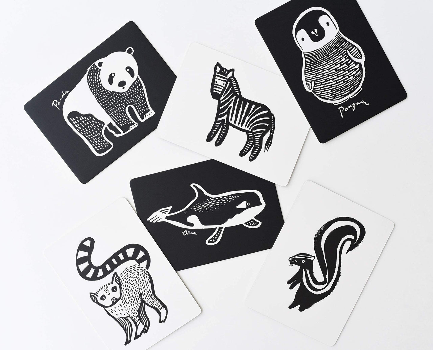 Wee Gallery Art Cards for Baby, Durable High Contrast Black and White Animal Flashcards for Newborns, Brain Development,Tummy Time Essentials for Infant and Toddler - Black and White Animals