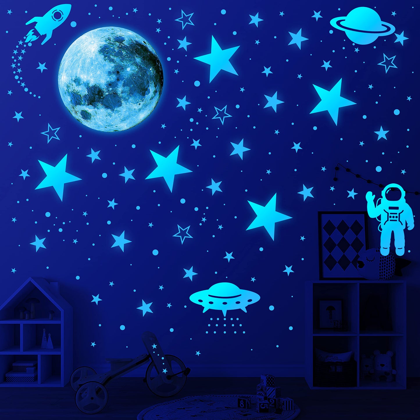 1078 PCS Glow in The Dark Stars For Ceiling Solar System Galaxy Nursery Wall Stickers Rocket Astronaut Kids Boys Room Decorations Bedroom