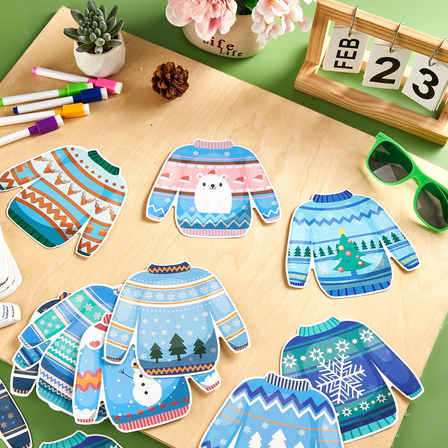 60pcs Winter Theme DIY Cutouts Sweater Bulletin Board Decoration Set Christmas Sweater Paper Cut-Outs Decor for Winter Holiday DIY Photo Craft Xmas Party School Classroom Wall Door Supplies