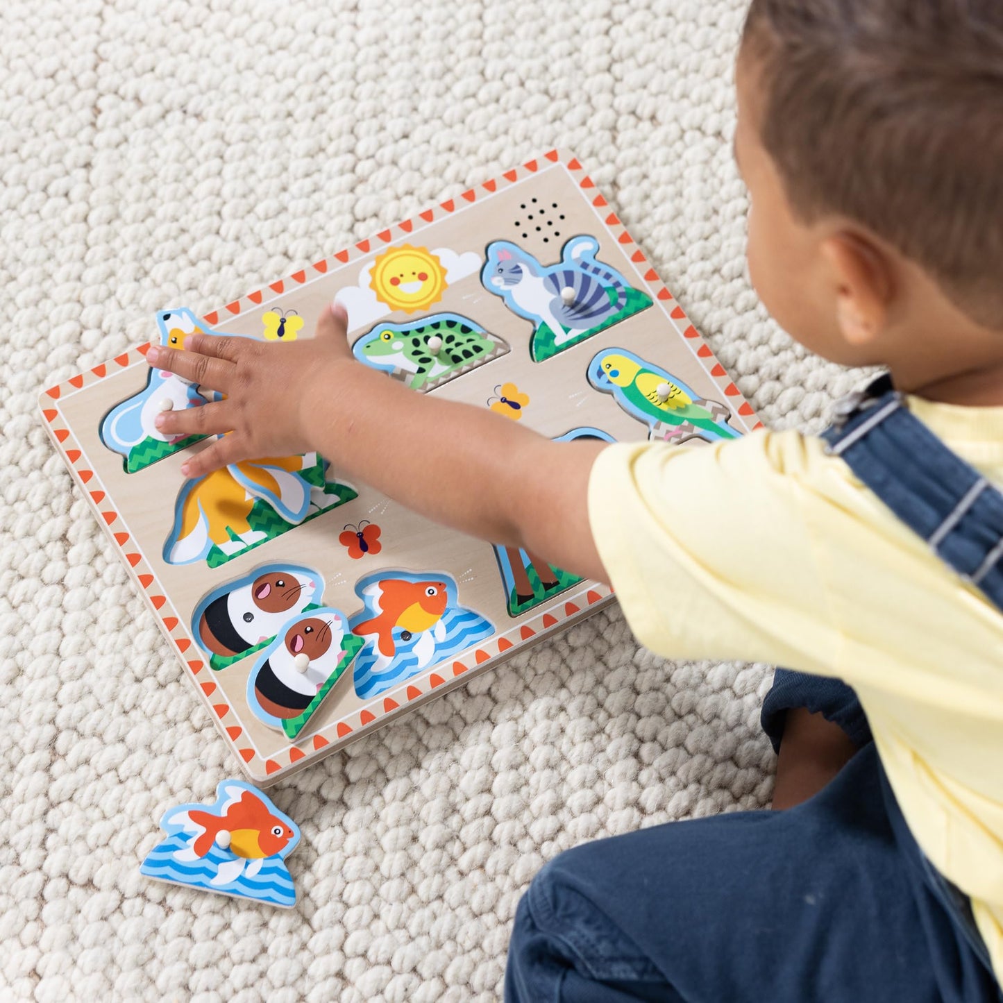 Melissa & Doug Zoo Pet Animals Sound Puzzle – 8-Piece Wooden Peg Puzzle with Light-Activated Sounds, Music Learning Toy for Toddlers and Preschoolers Ages 2+