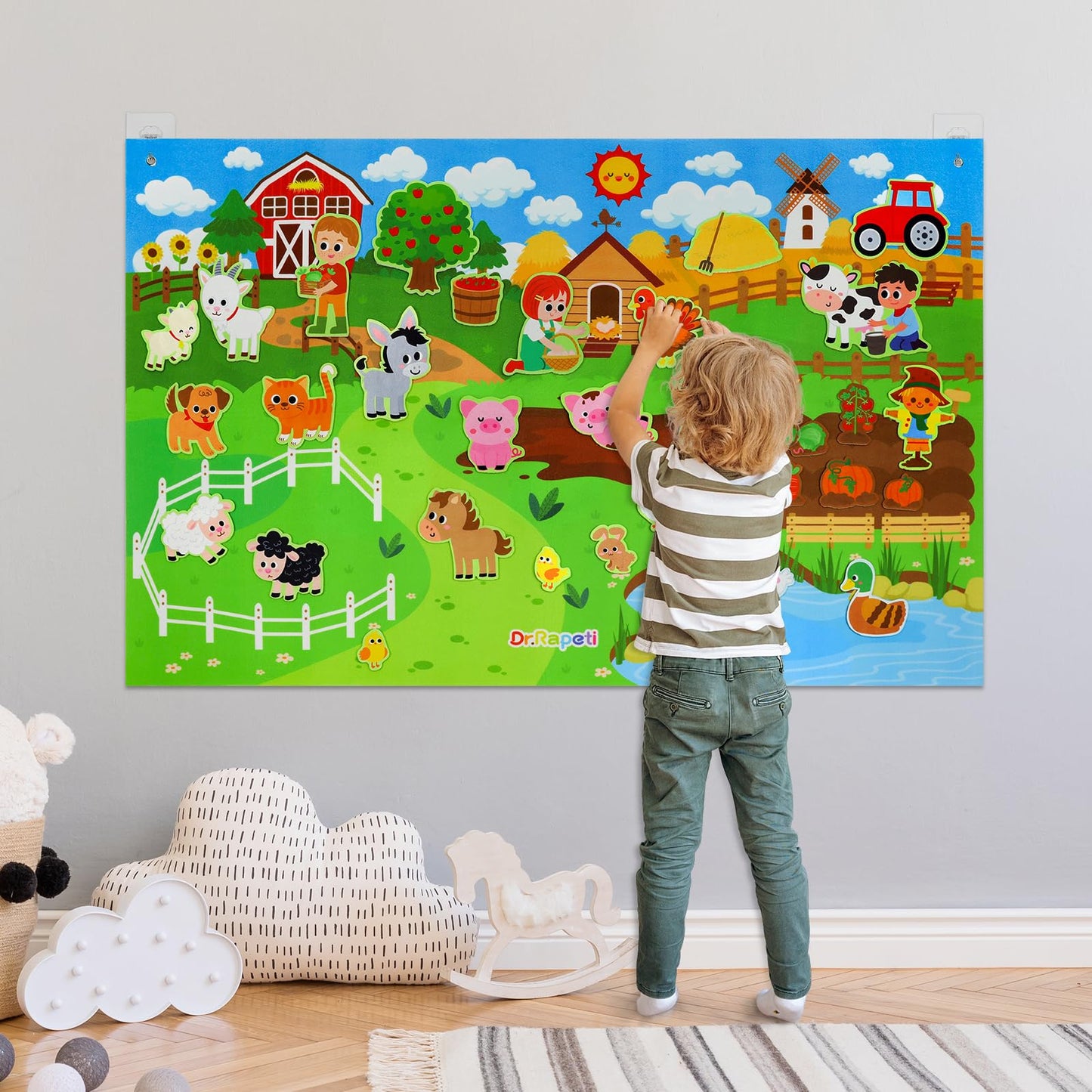Dr.Rapeti Farm Animals Felt Story Board Set 41PCS Preschool Farmhouse Barnyard Theme Busy Board Story Set Storytelling Early Learning Interactive Play Kit Wall Hanging for Toddlers Kids Children 4+