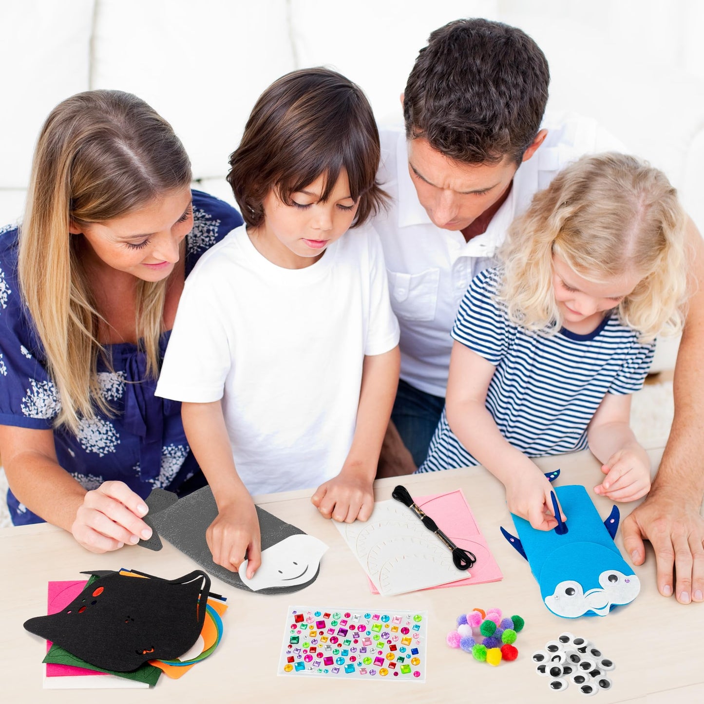 WATINC 6Pcs Hand Puppet Making Kit, Art Craft Felt Sock Puppet Toys, Creative DIY Make Your Own Pompoms Wiggle Googly Eyes Storytelling Role Play Party Supplies Gift for Girls Boys (Ocean Animals)