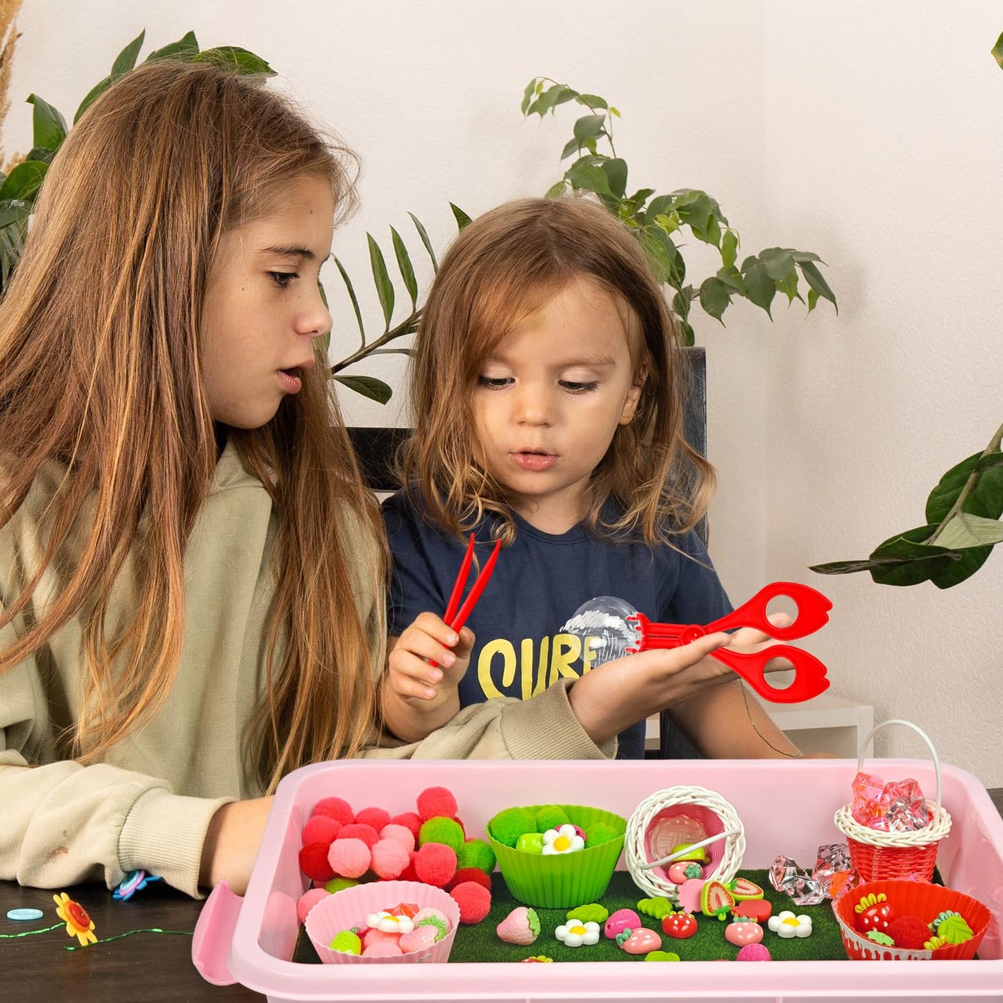 Cinrobiye 192 Pcs Strawberry Theme Activity Fillers Set with Storage Box, Summer Fruit Accessories, Artificial Grass Mat, Flowers, Pompoms and Decorative Materials for Classroom Home Activities