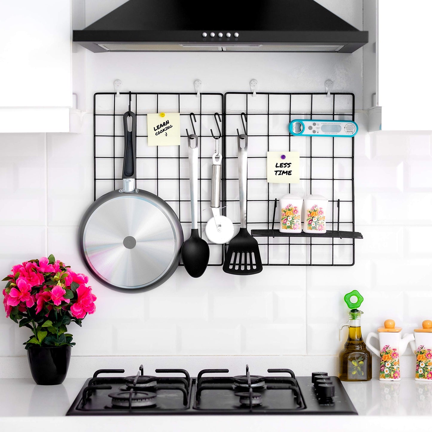 ODOXIA 2 Pack Wire Wall Grid Panel | Photos & Pictures Display Grid Wall Panels | Black, Magnetic & Metal Grid | Photo Grid Wire Board | Hanging Home, Office & Kitchen Decor