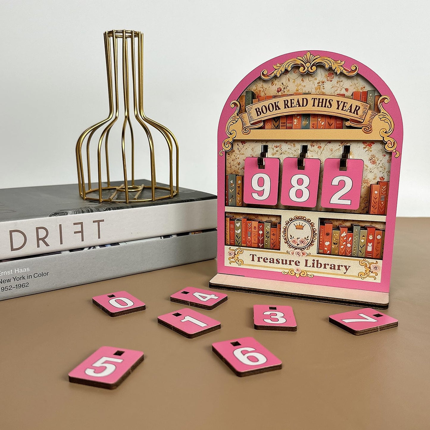 Bookish Reading Tracker Counter Sign, Wooden Books Read This Year Display, Book Lover Gift for Librarian, Reader, Teacher, Women, Wall and Table Decor for Home Library, Teachers, Book Lovers（pink）
