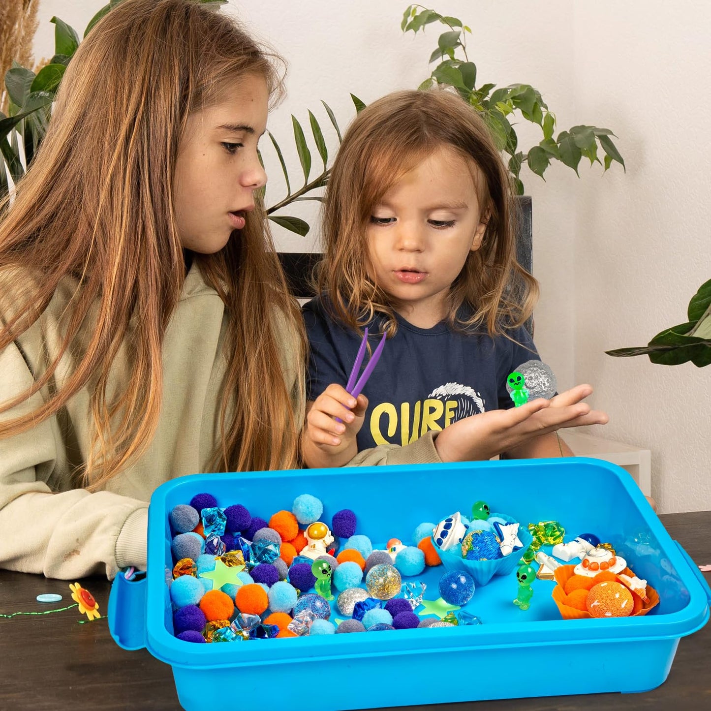 Cinrobiye 206 Pcs Outer Space Sensory Bin Fillers Set with Storage Box, Rocket Spaceship Astronaut Galaxy Accessories, Space Theme Activity Materials for Picnic Sensory Bins, Classroom Home Projects