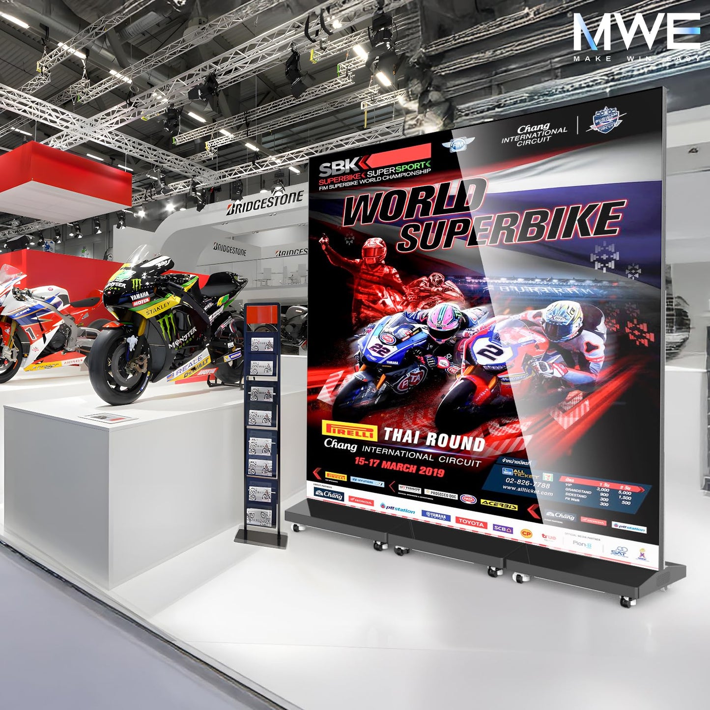 80 Inch LED Digital Signage Display, Foldable Seamless Stitching Kiosk, P1.86 GOB LED Screen Poster with Flight Case, Commercial Advertising Display for Events, Rentals and Weddings (Black, 2 Unit)