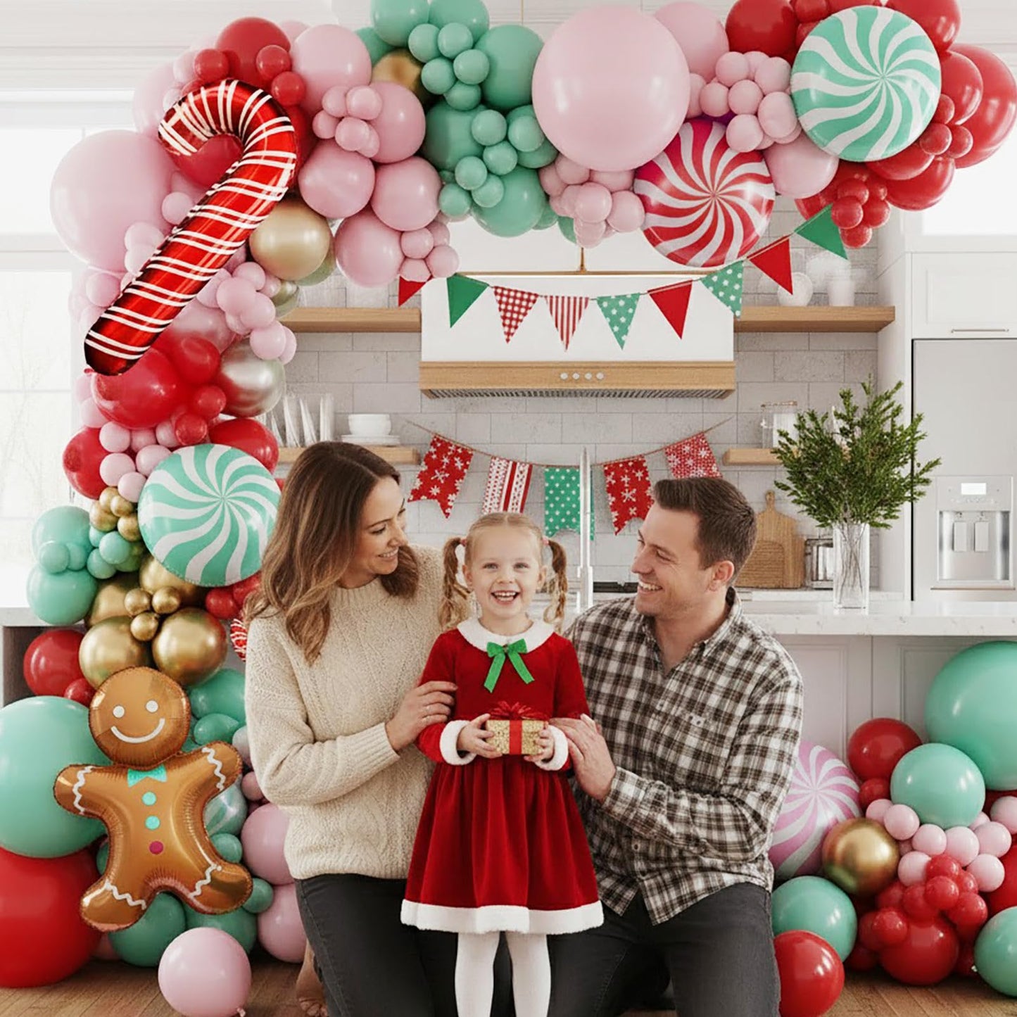 Christmas Balloon Garland Arch kit green pink red balloon with Gingerbread Balloon Cane Candy Foil Balloons for Christmas Party Decorations Xmas New Year Birthday Party Supplies globos de navidad