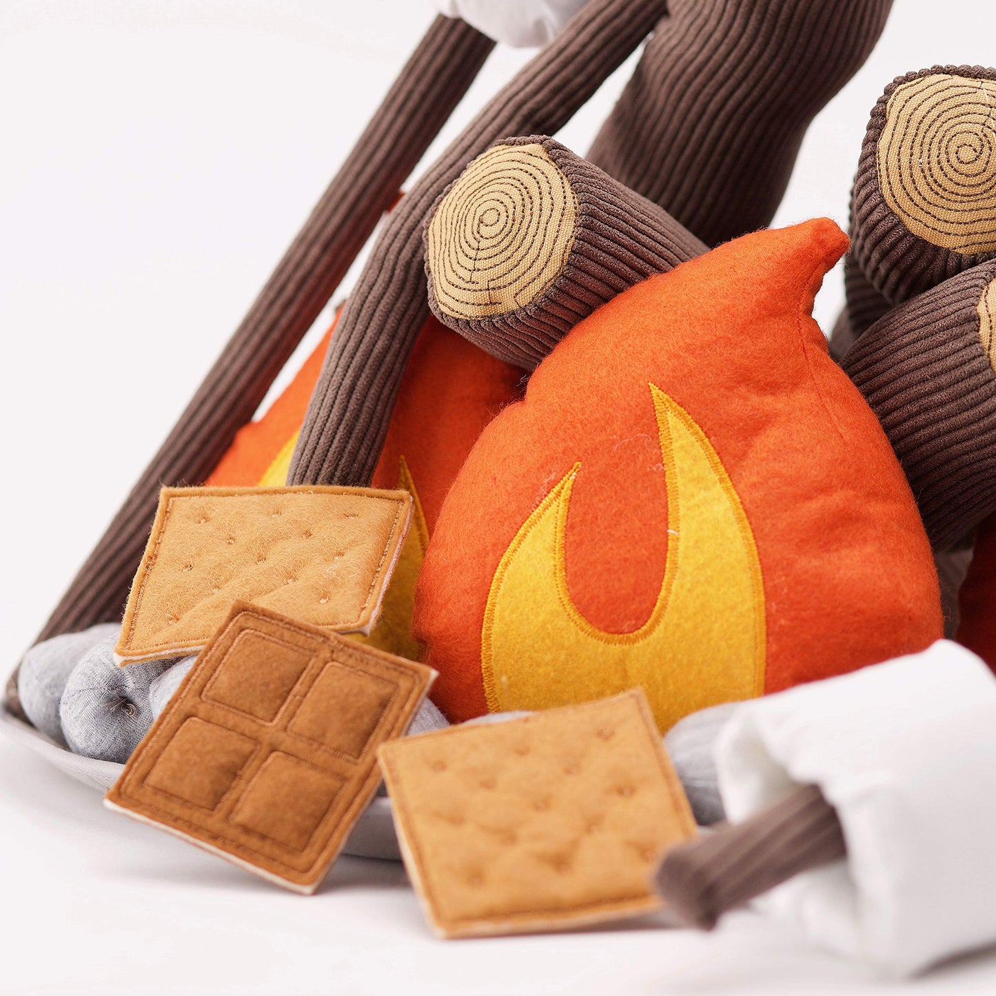 HUNIIHOME Pretend Campfire - Sensory Play Pretend Camping Set for Kids with Plush Fire, Logs and Stones - 17 Pieces - Safe, Soft, Fake Fire Pit - Felt Toy Campfire Playset for Kids