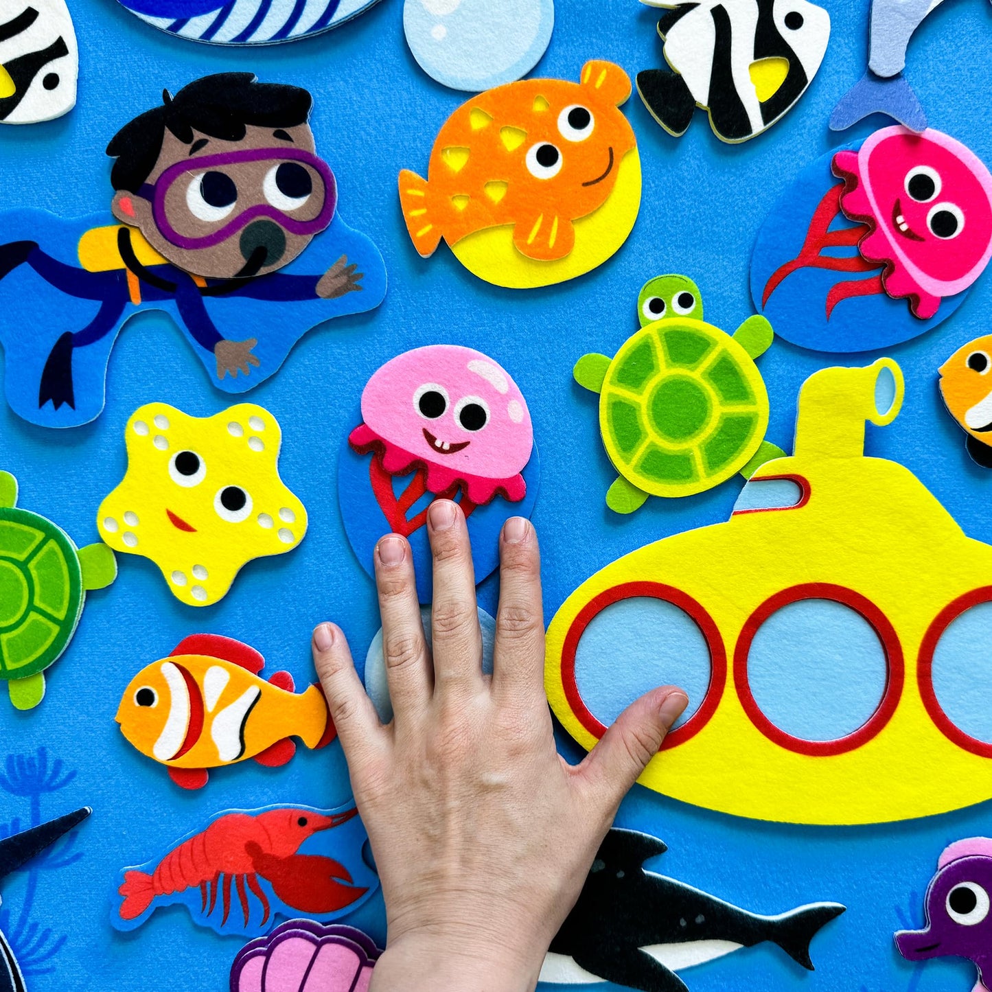 QUOKKA Ocean Felt Board for Toddlers 61 PCS - Double-Thick Felt Board Story Set with Large 39х27,7 in. Durable Wall Activity Panel - Ideal for Storytelling Indoor Toddler Activities and Classroom