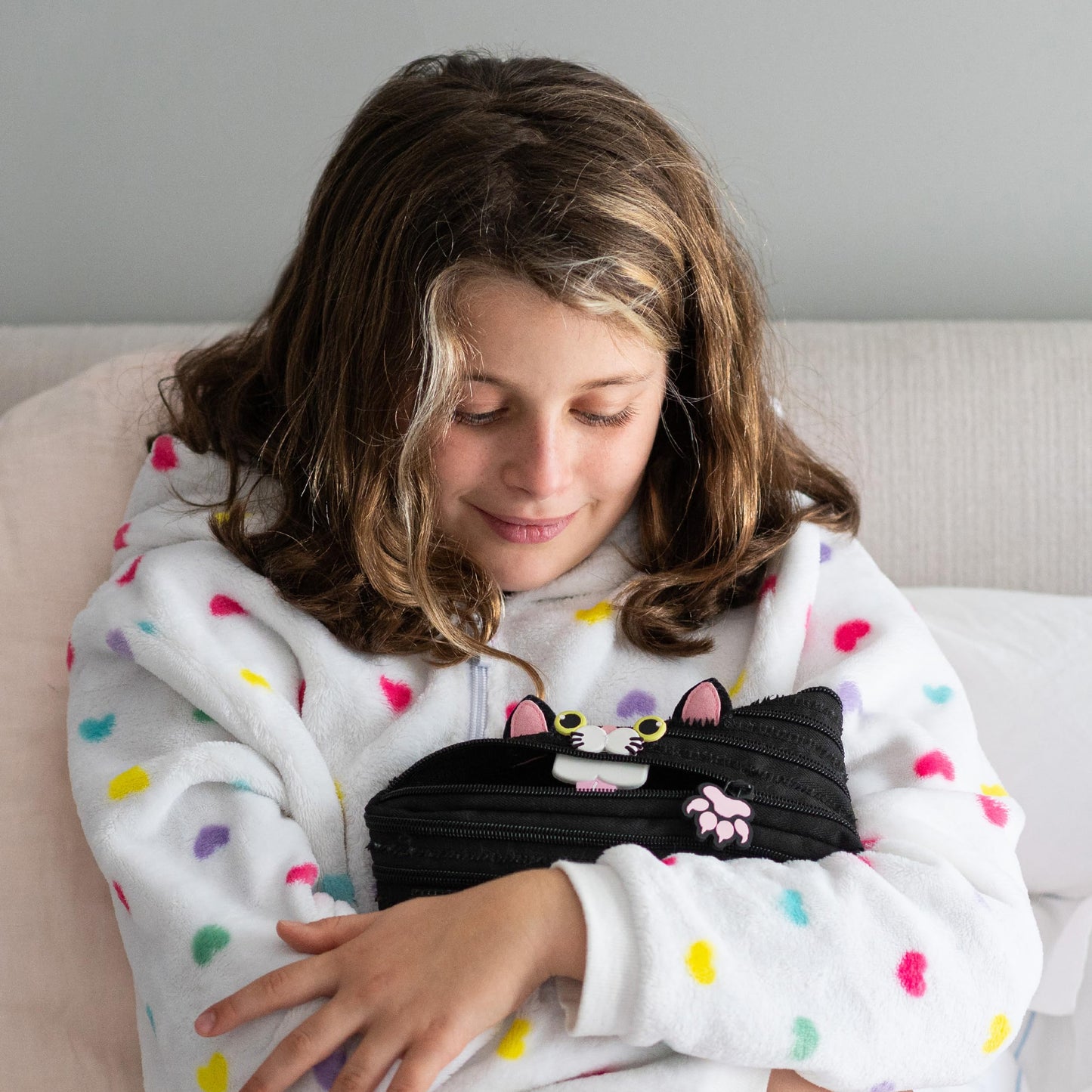 ZIPIT Cat Pencil Case for Girls, Cute Zipper Pouch for Kids Teens, Stationery Bag for School,Black